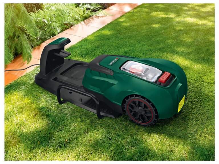 Robot tondeuse de la marque Parkside de Lidl